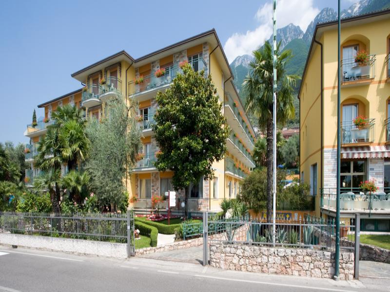 Hotel Drago Brenzone sul Garda Ngoại thất bức ảnh