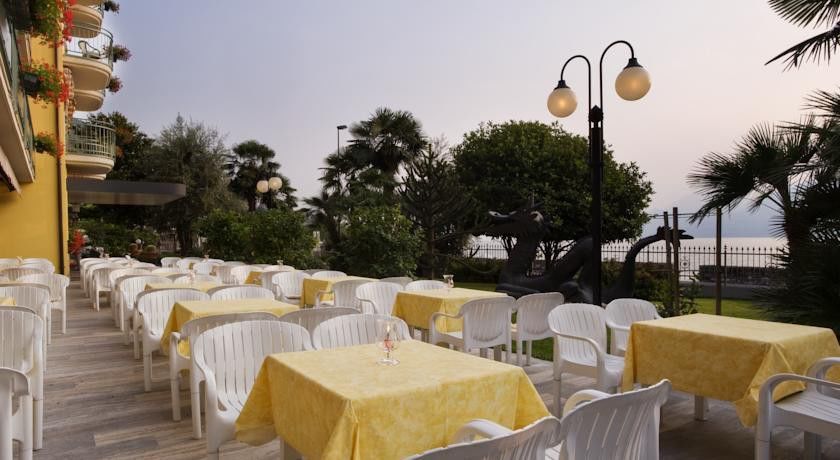 Hotel Drago Brenzone sul Garda Ngoại thất bức ảnh